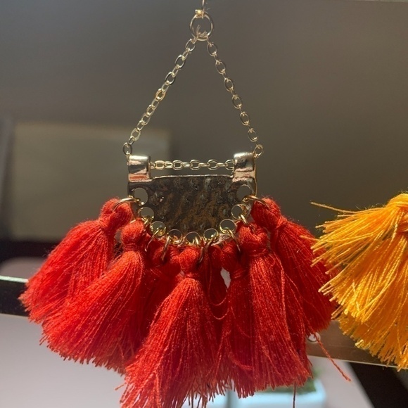 SALE💚 any 3 for $18 💚
 Bohemian Tassel Gold Fan Dangle Earrings - Picture 2 of 4
